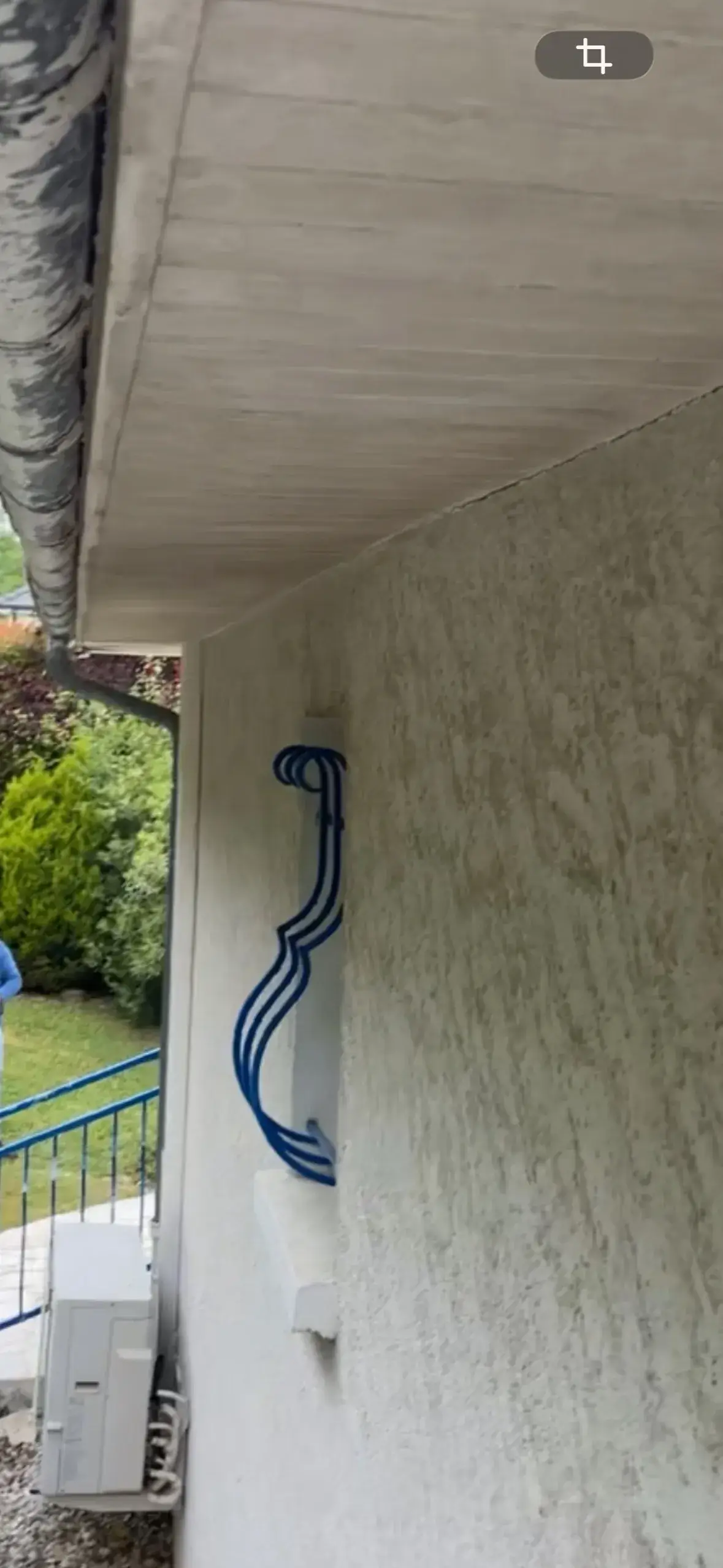 Peinture blanche de sous-face de toiture